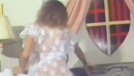 Bu nostaljik çiftten mastürbasyon ve sert eylem