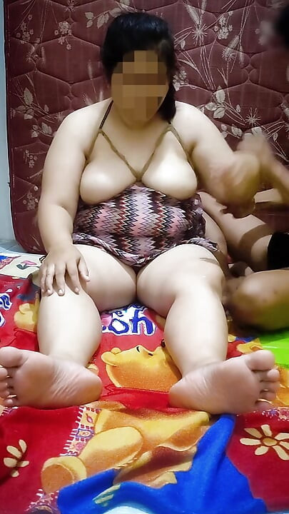 Come on, baby, enjoy this cute body