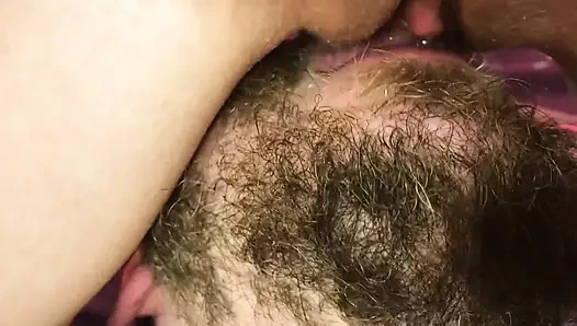 Лизни меня. Трахни меня. Девушка кончает дважды.