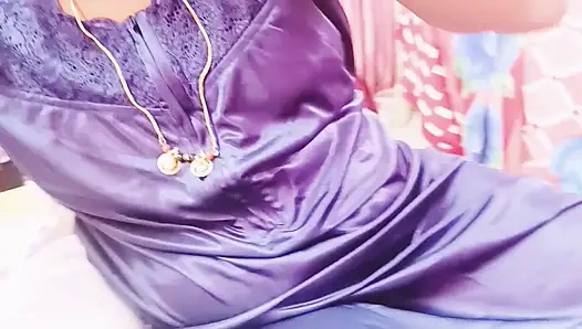 Kompilasi blowjob terbaik Desi. Pembicaraan kotor Telugu.