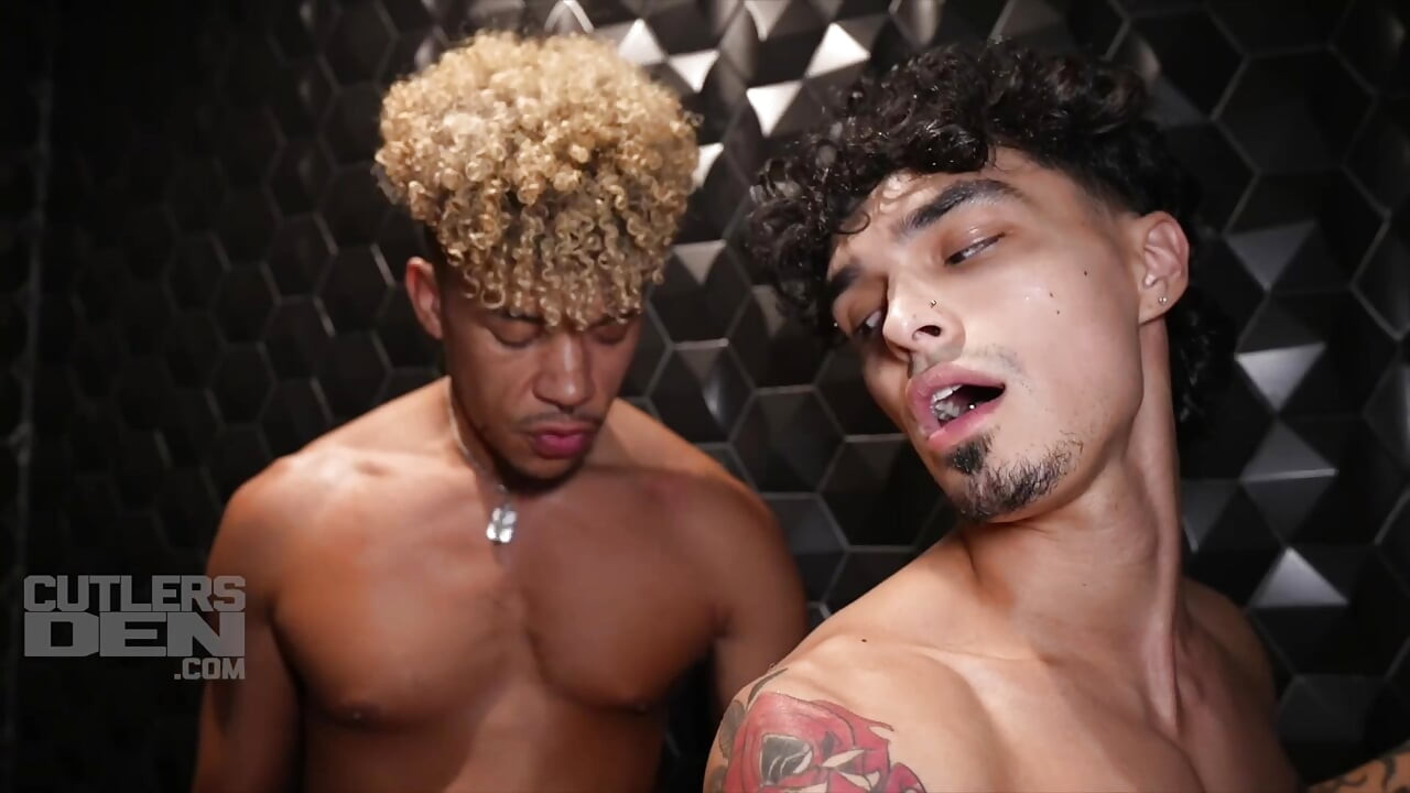 Cheek splitting big dick fuck and breeding with Elijah and Phermosa