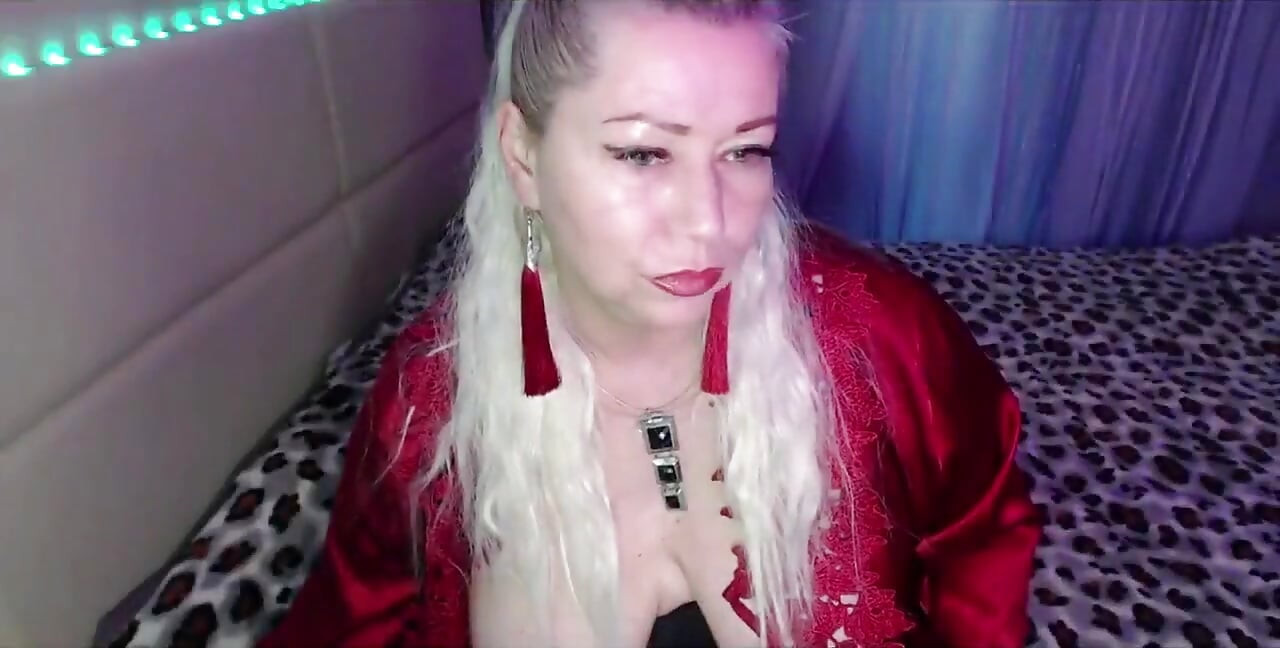 Hot Mature Camgirl Aimee Hot MILF
