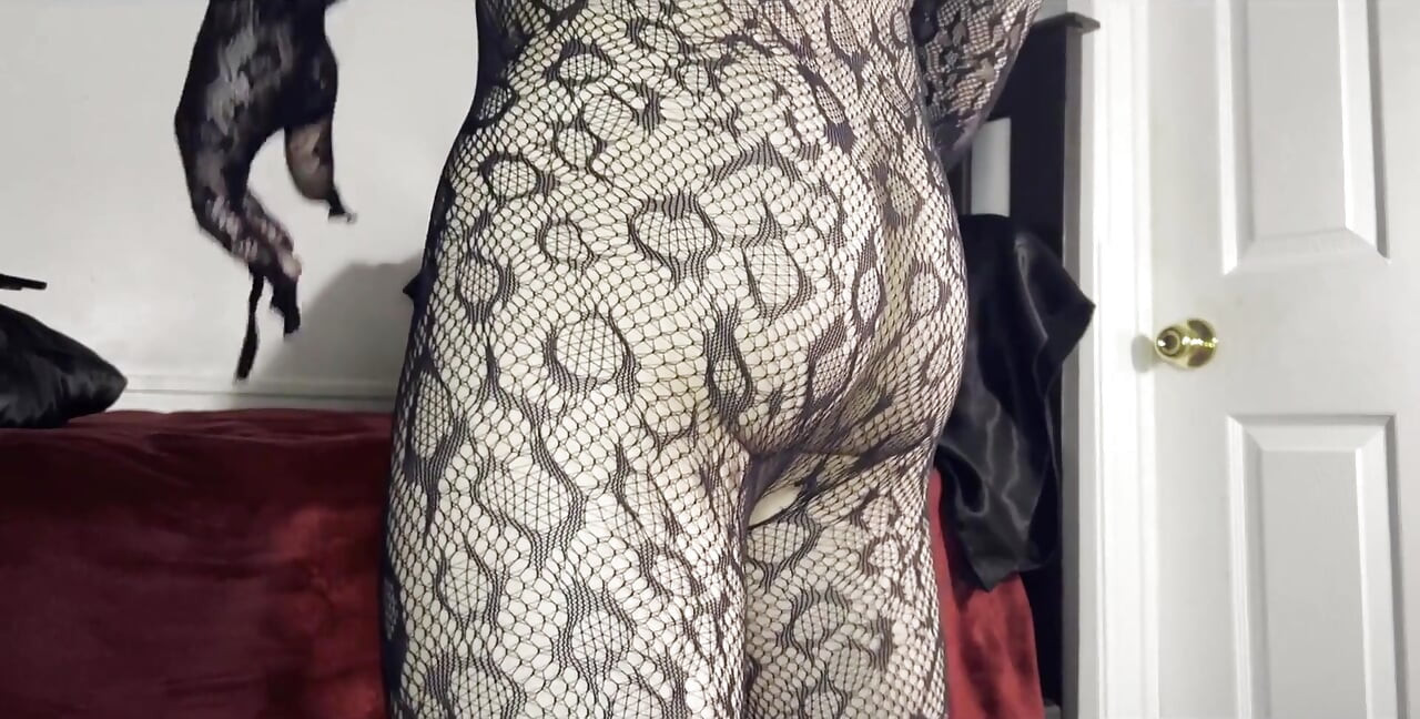 Im Not a Femboy...yet (perfect Ass)