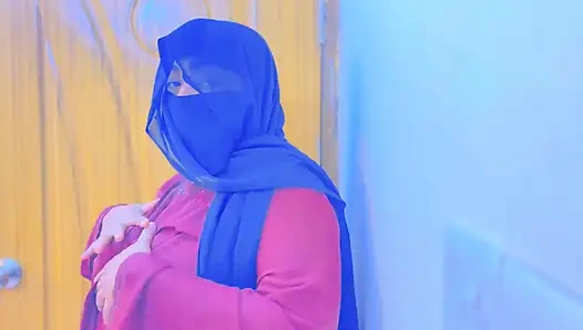 Ateşli mısırlı kız seninle seks yapmak istiyor