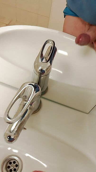 I'm banging a lump for you