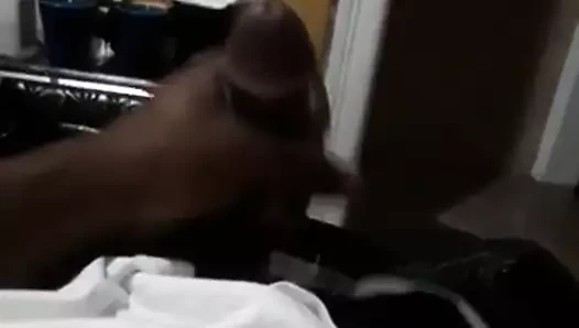 Evde yalnız