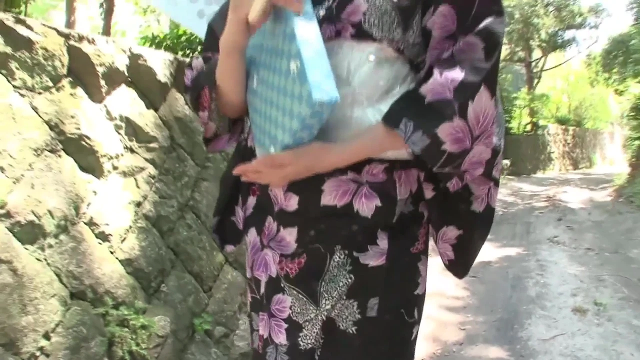 19yo Japanese student on the way to university surprised by the fuck bus