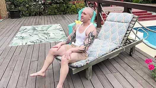 Обнаженный лифт и переноска с участием Nadia White и Baxxx