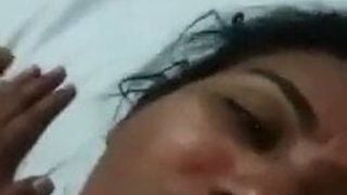 Indische Bhabhi heeft een pijnlijke neukpartij