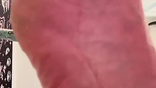 67 riesin pOV spielerisch necken