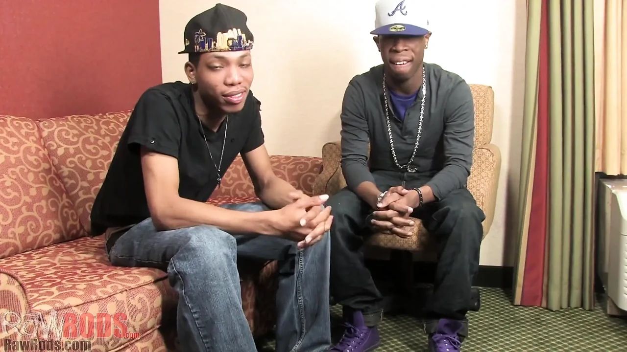 Breakz + D-roc – Pants off!