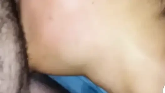 Stiefvater Bringt Stieftochter Bei, Wie Man Zum Ersten Mal Halsfick Macht Und Pisse Trinkt