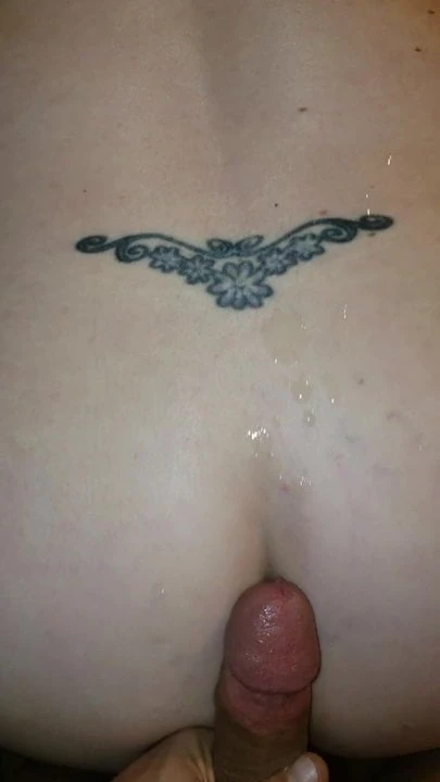 Hubby gives me his cum