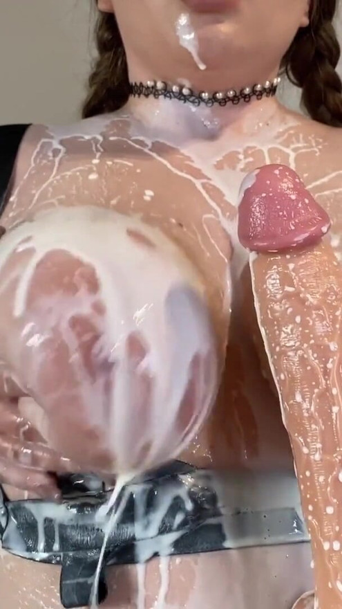 대박 보짓물이 가득한 MELLONS 자지를 삽입하고 기쁨을 느껴 2부 | 클립 1
