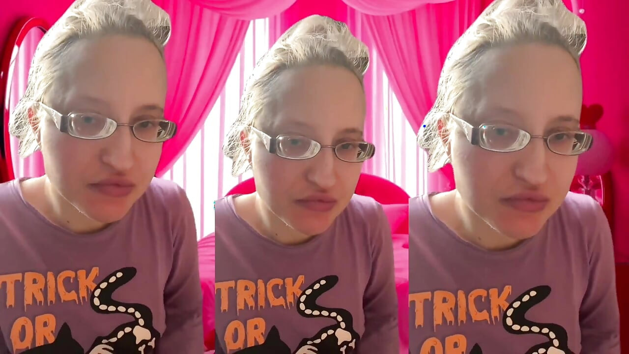 Asmr Bursting Bubblegum Bubbles