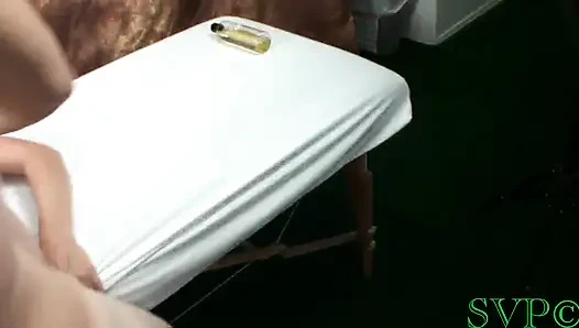 Yeni üvey anne üvey oğlunun fikrini nasıl değiştireceğini biliyor