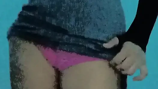 Hintli ateşli kız mastürbasyon yapıyor