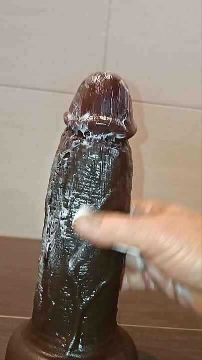 大假陽具玩屁眼