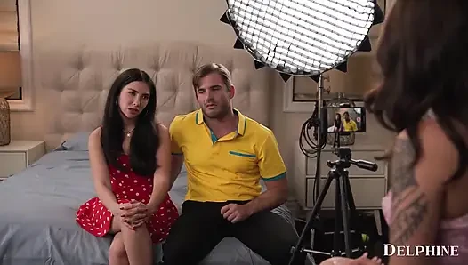 Manajer media sosial tiba di balik layar (ep2)