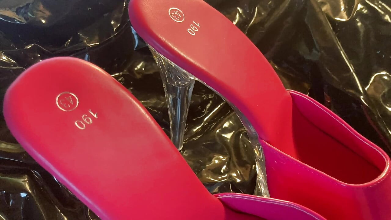 3 ยิงน้ําเงี่ยนบนส้นเท้าเฟติชสีชมพู - คําขอของผู้ใช้