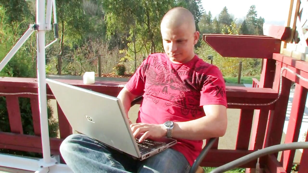 Awek segar jalang dengan rambut pepek dikongkek dalam pepek