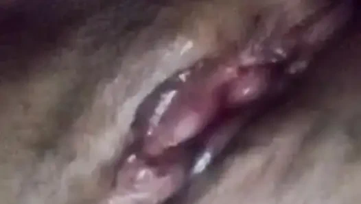 Blk yarağımı sert görmeyi çok seviyor