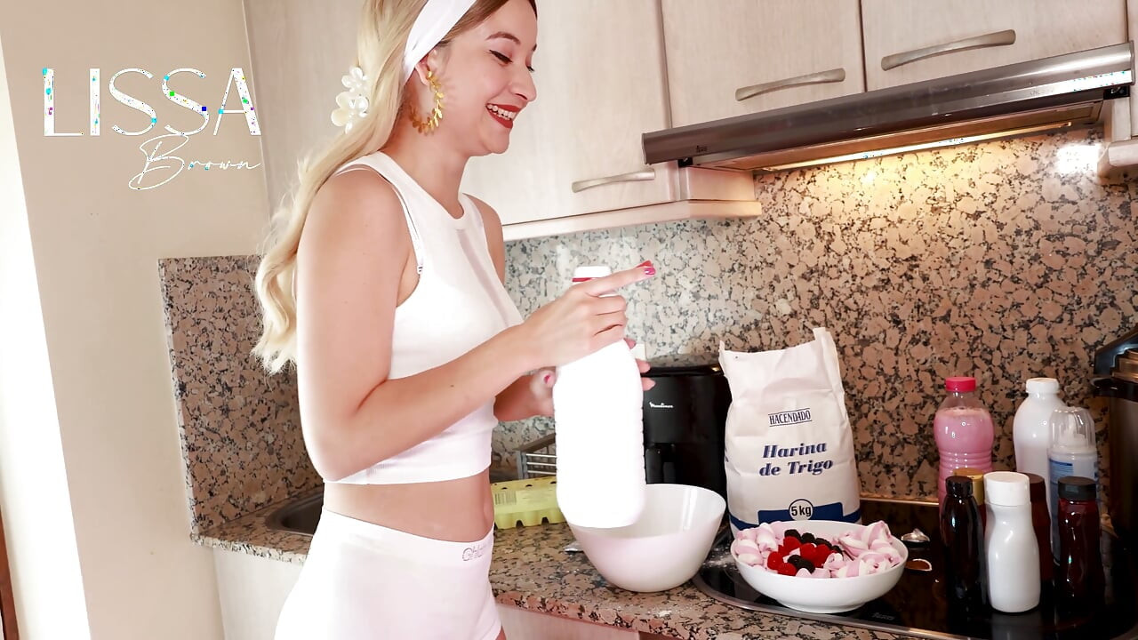 Sweet Wam Making a Messy Cake by Sexy Sticky Redhead Chef Lissa Brown