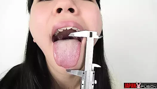 Amateur Girl Series - Observation of Amateur Girl Kanako's Tongue and Saliva Fetishism