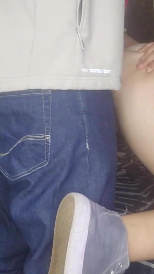 19 year old stepdaughter fucked 6 min before her bf come home from work | Clip 1