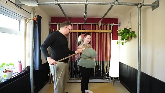 Tali dengan Christian