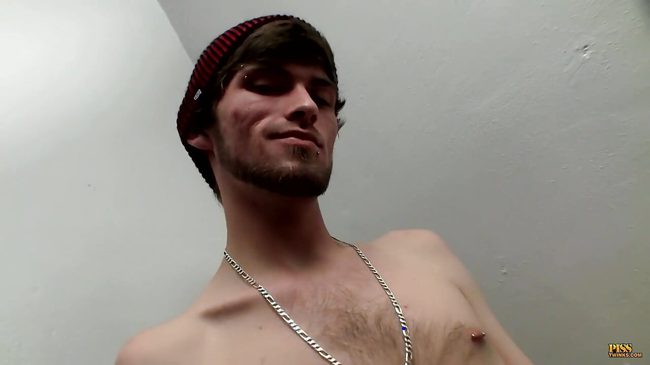 Horny stroke & piss show