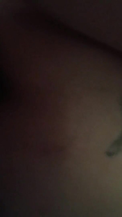 Cabeça, buceta e bunda no toque para ele | Clipe 2