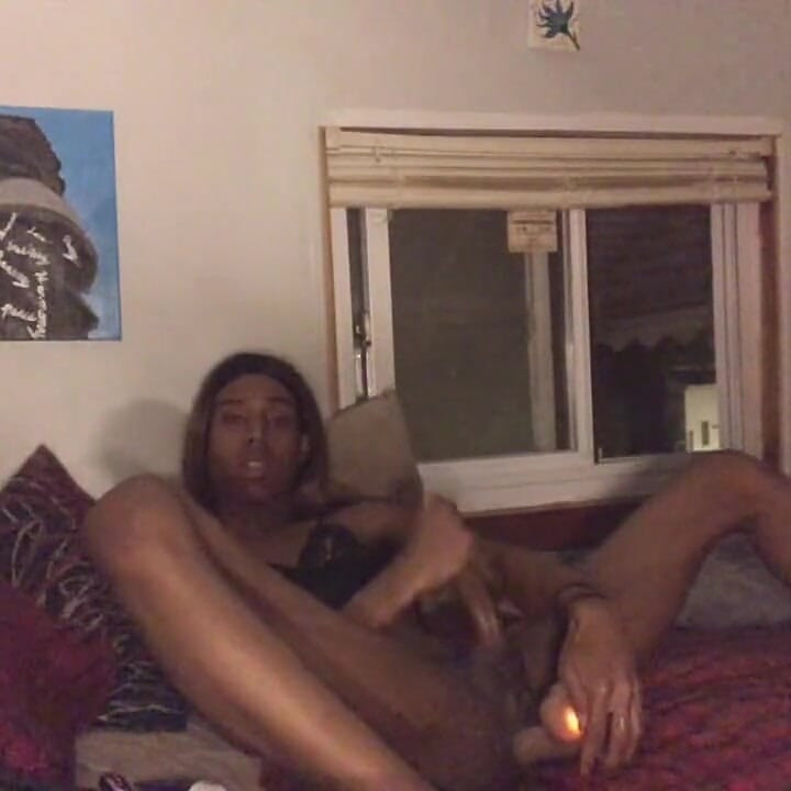 Tarde en la noche con vibrador Sesh