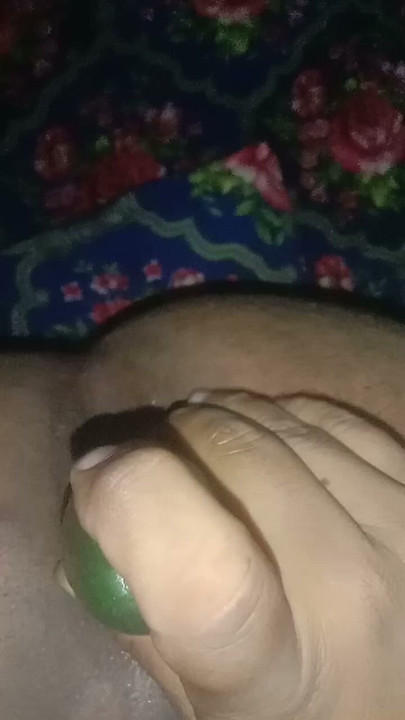 Ass Gaping With Cucumber, love to play with cucumber in my Ass