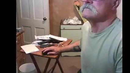 5586.