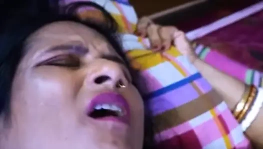 Горячая бхабхи..