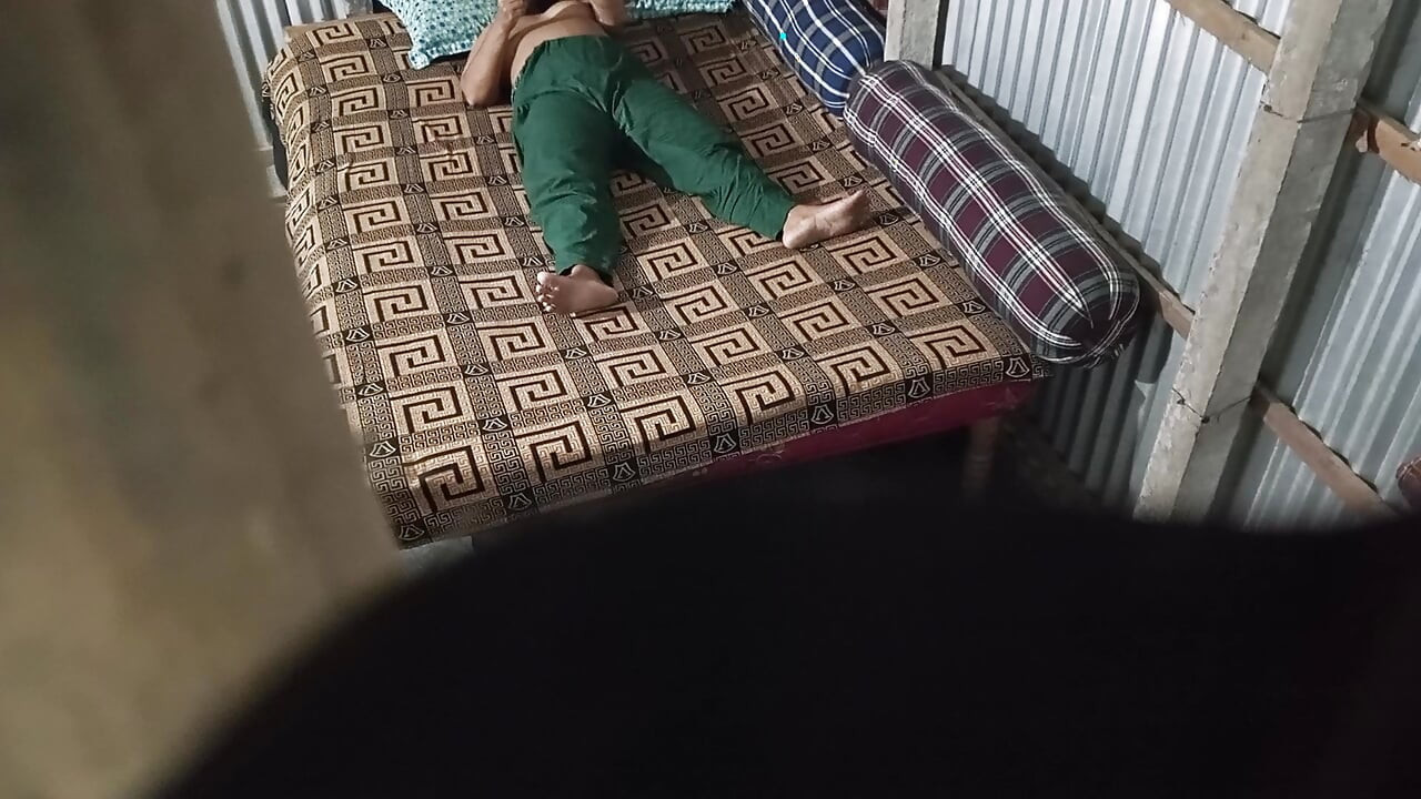 A nagynéném dögös videói otthon