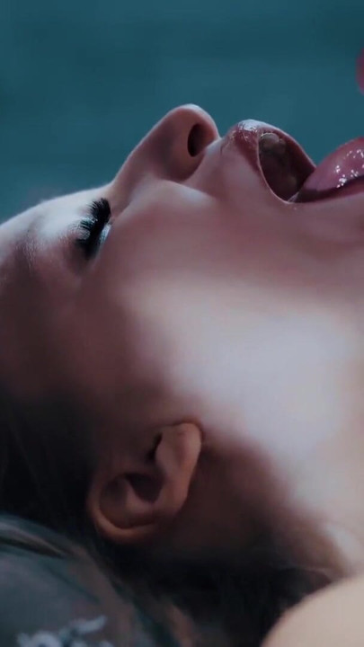 Compilație cu spermă în gură și înghițire - mi-au umplut gura și am înghițit aproape fiecare încărcătură! | Clipul 1