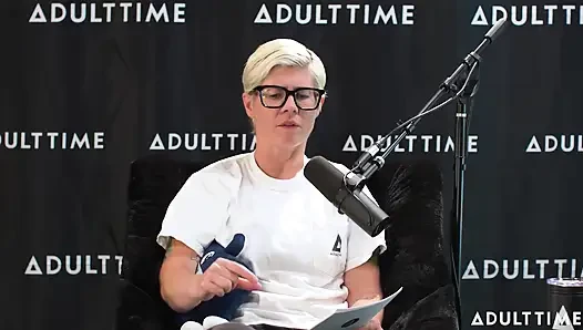 Cami Strella bir kült hayatta kalmak, tiktok şöhreti ve tek eşlilik dışı | Adult Time Podcast
