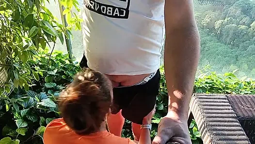 40. katta çatıda riskli mastürbasyon ve sakso.