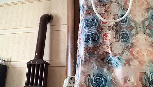 Metal babe show her tits at home