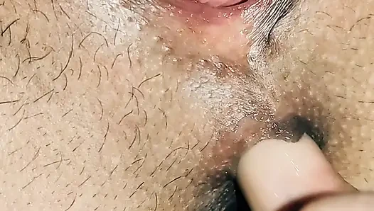 Çoraplı sıska evli kadınla ıslak bakış açısı