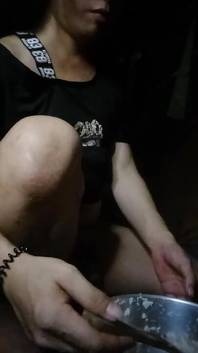 The Queen Begged for Her Daddy to Come and Give Her a Hard Fuck.