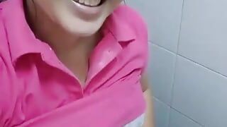 Badkamervideo amateur