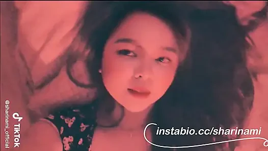 Могу я видеть твою большую жопу, пока ты сосет мой хуй Sharinami (камшот на лицо в видео от первого лица)