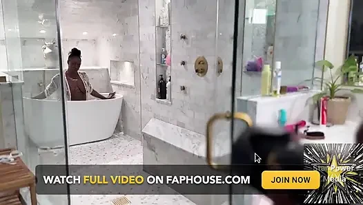 Sultry Soak: Giana's Naughty Bath Tease