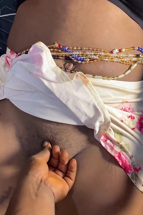 African Ebony Wears No Panties When I Entered Her Room