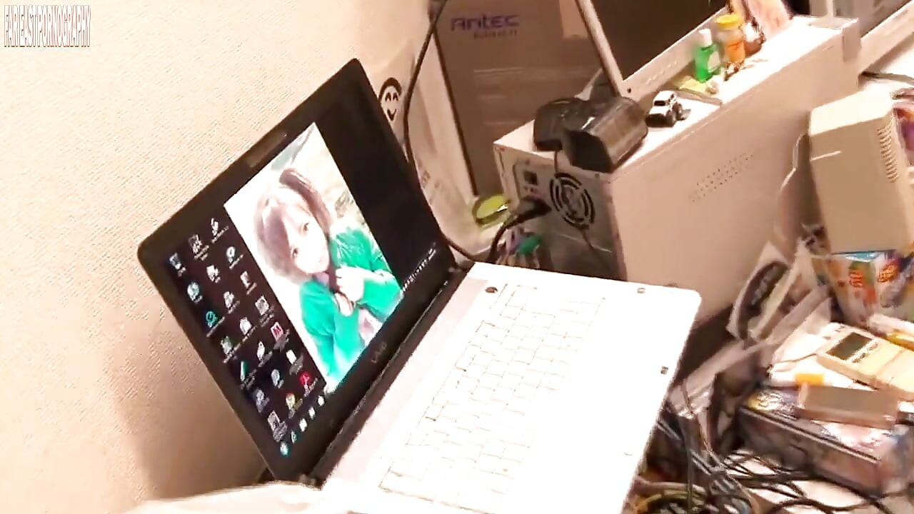 Yu Delivered to a Fan's Home for an Exclusive Personal Visit -ep.3