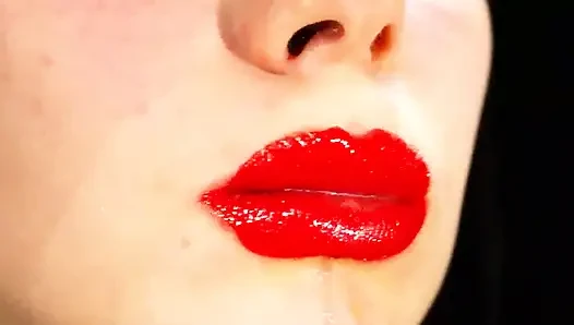 Kompilasi lipstik merah & menggoda bibir! 50$ daripada harga asli 85$