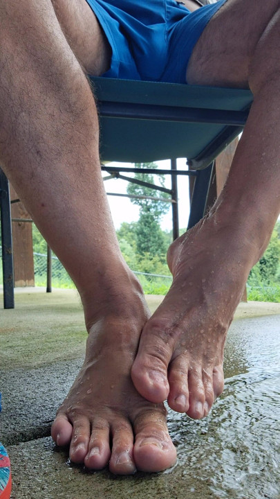Playing in the water with my nice manly bare feet